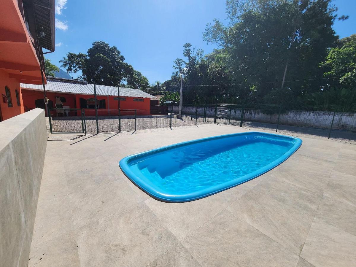 0001.13 - Maranduba - Chale Terreo - 6 Pessoas -2 Quadras Do Mar - Piscina - Wi-fi -ar Condicionado Apartamento