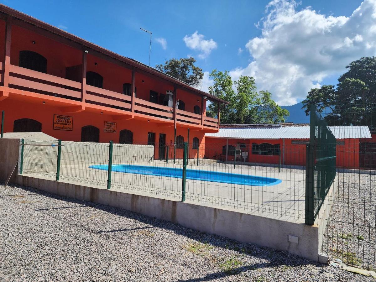 0001.13 - Maranduba - Chale Terreo - 6 Pessoas -2 Quadras Do Mar - Piscina - Wi-fi -ar Condicionado Apartamento *